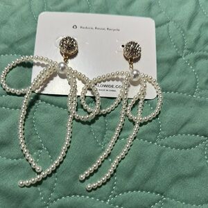 Park Lane Pearl Loop Earrings